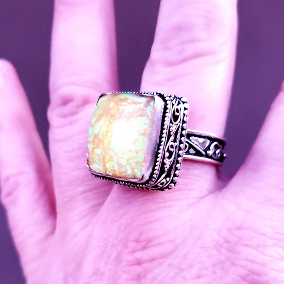 ***Sale*** New Triplet Opal 925 Silver Ring. - Picture 15 of 16